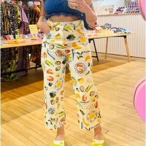 Lisa Says Gah Tapas Robyn Jeans